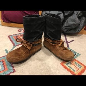 Muk Luks | Shoes | Steger Mukluks 